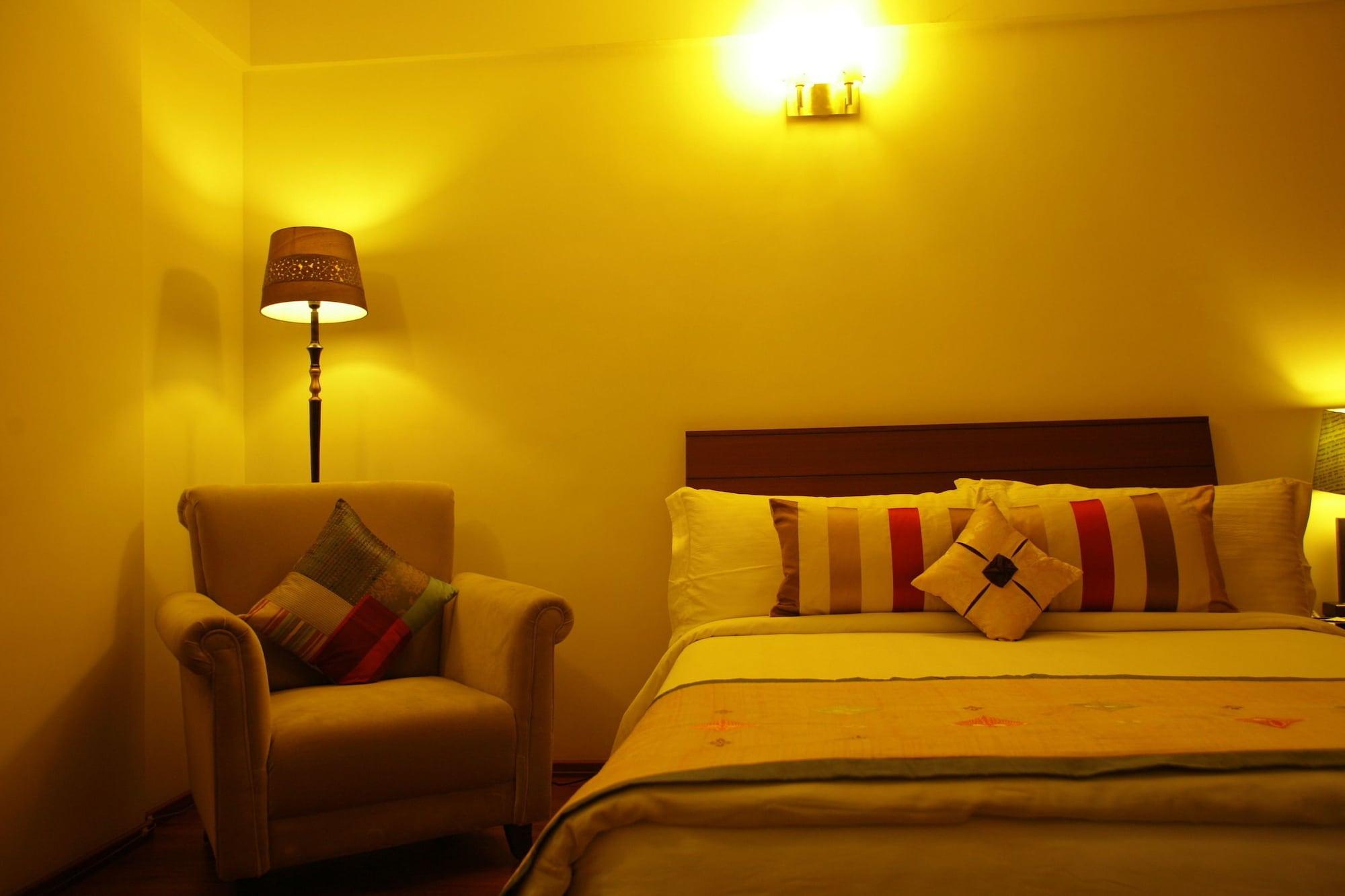 Justa Off Mg Road Hotel Bengaluru Szoba fotó