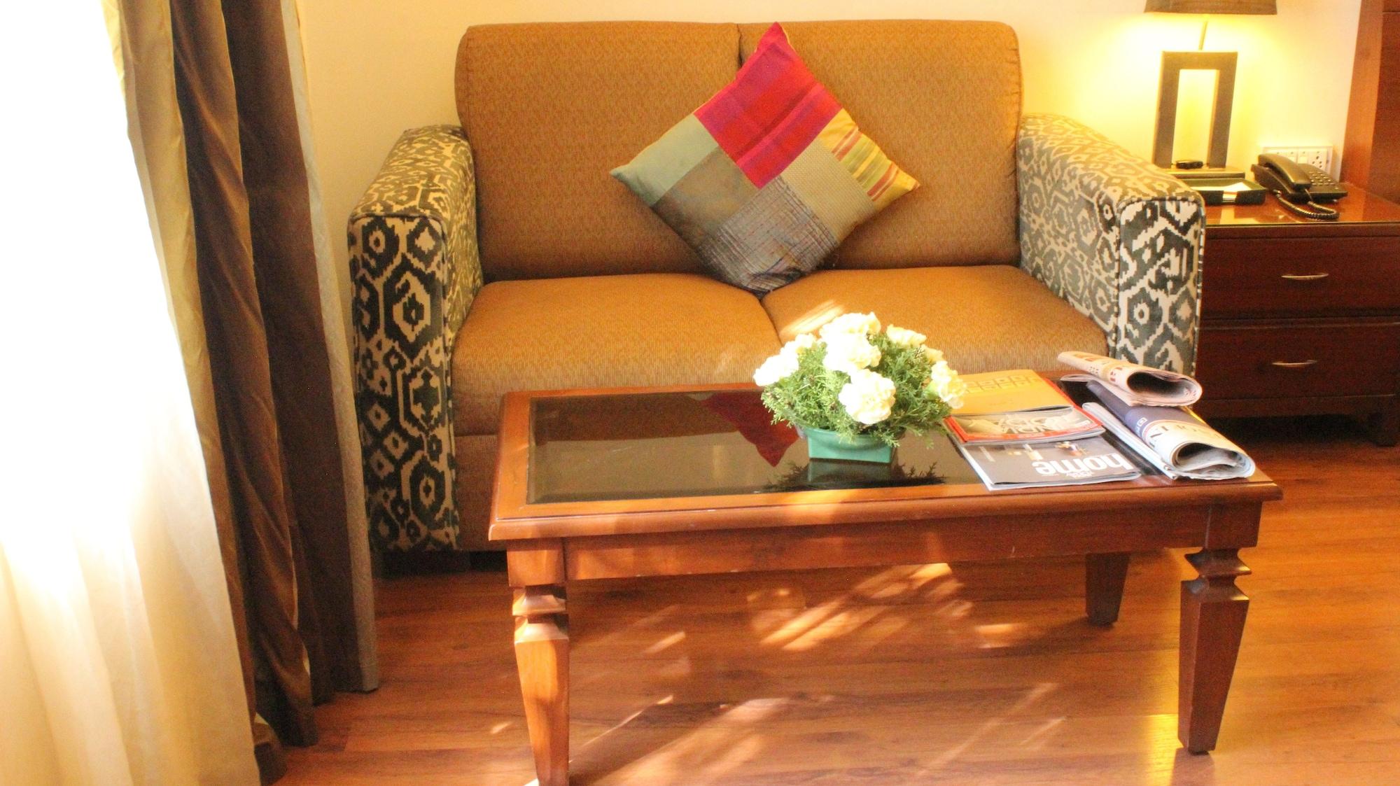 Justa Off Mg Road Hotel Bengaluru Kültér fotó