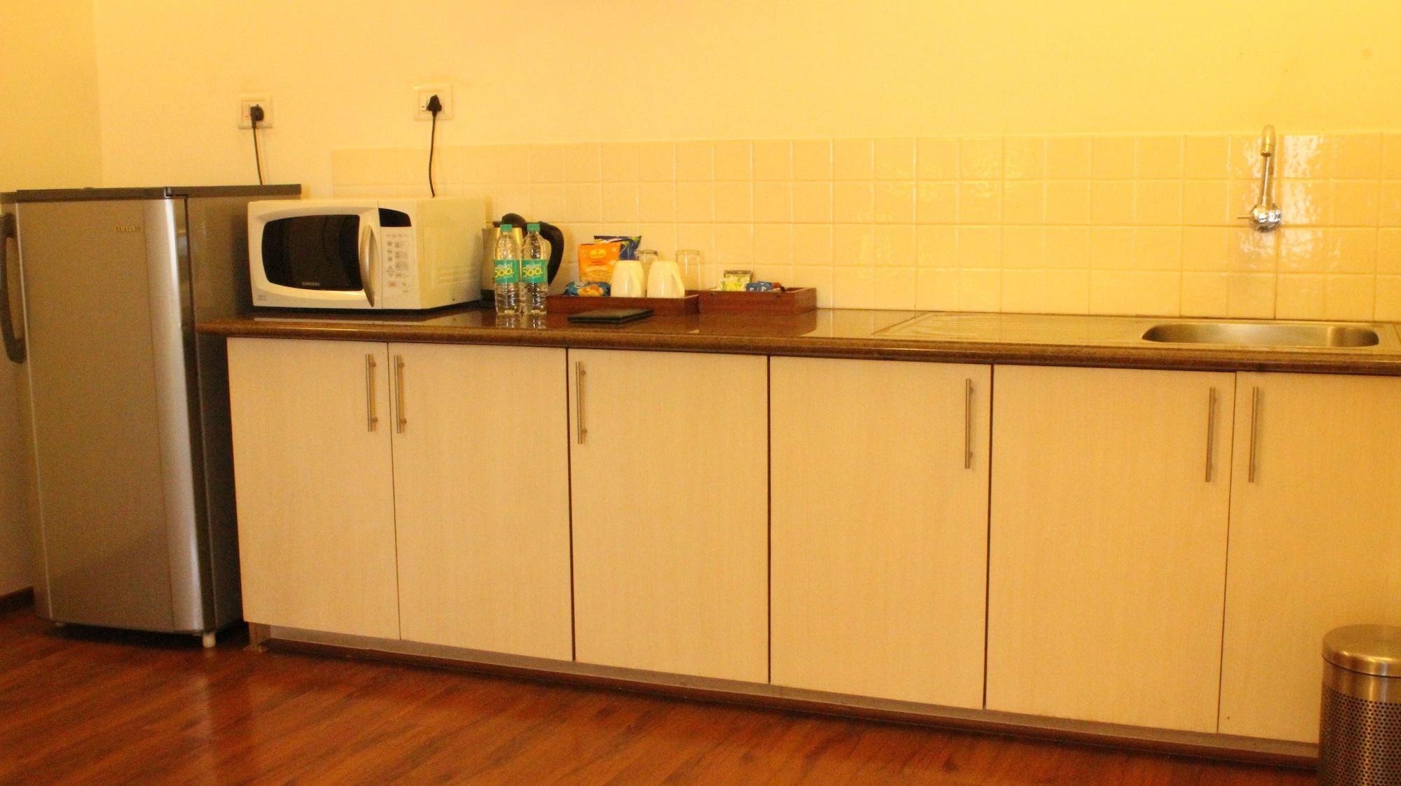 Justa Off Mg Road Hotel Bengaluru Kültér fotó