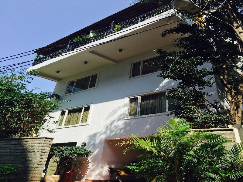 Justa Off Mg Road Hotel Bengaluru Kültér fotó