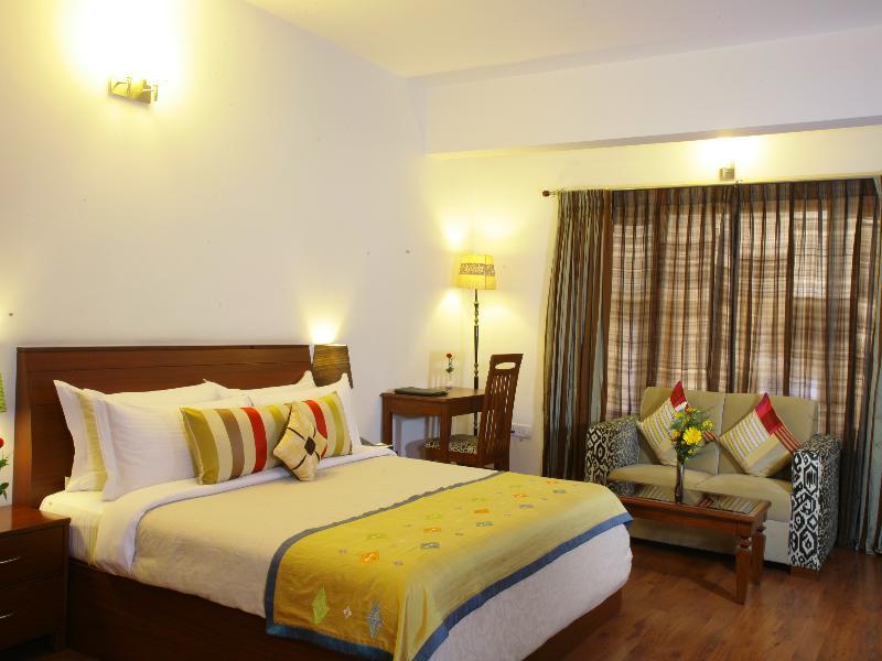 Justa Off Mg Road Hotel Bengaluru Kültér fotó