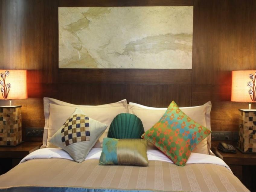 Justa Off Mg Road Hotel Bengaluru Kültér fotó