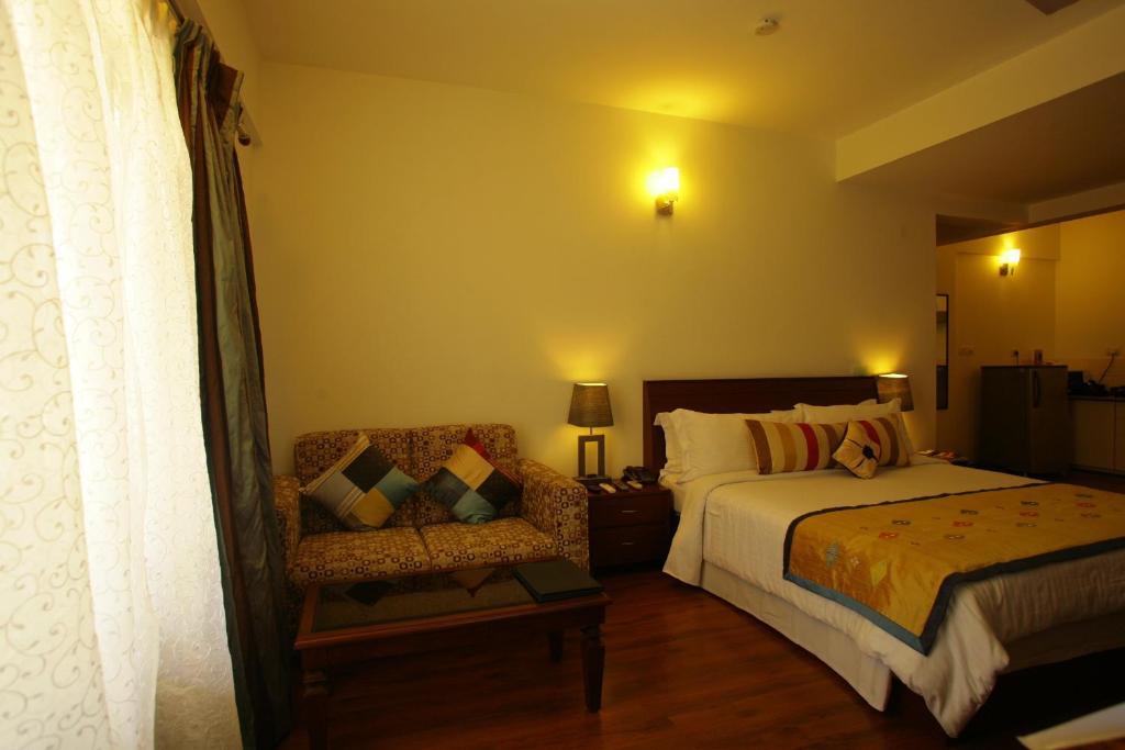 Justa Off Mg Road Hotel Bengaluru Kültér fotó